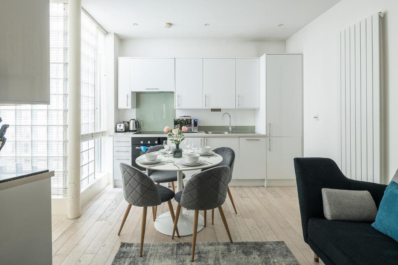 Fitzrovia - Charlotte Street By Viridian Apartments Londen Buitenkant foto